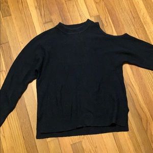 Black crew neck sweater; S